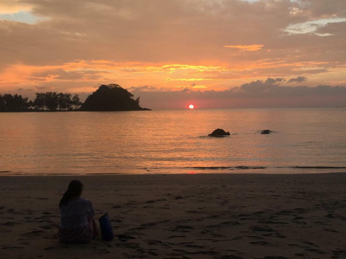 Отель Sea Rounding Ko Phra Thong Экстерьер фото